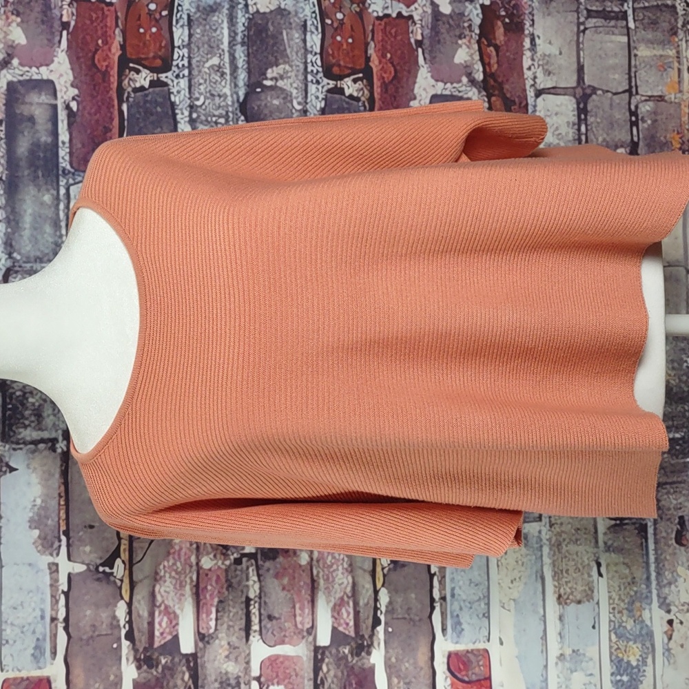 FATE Boxy Crop Sweater